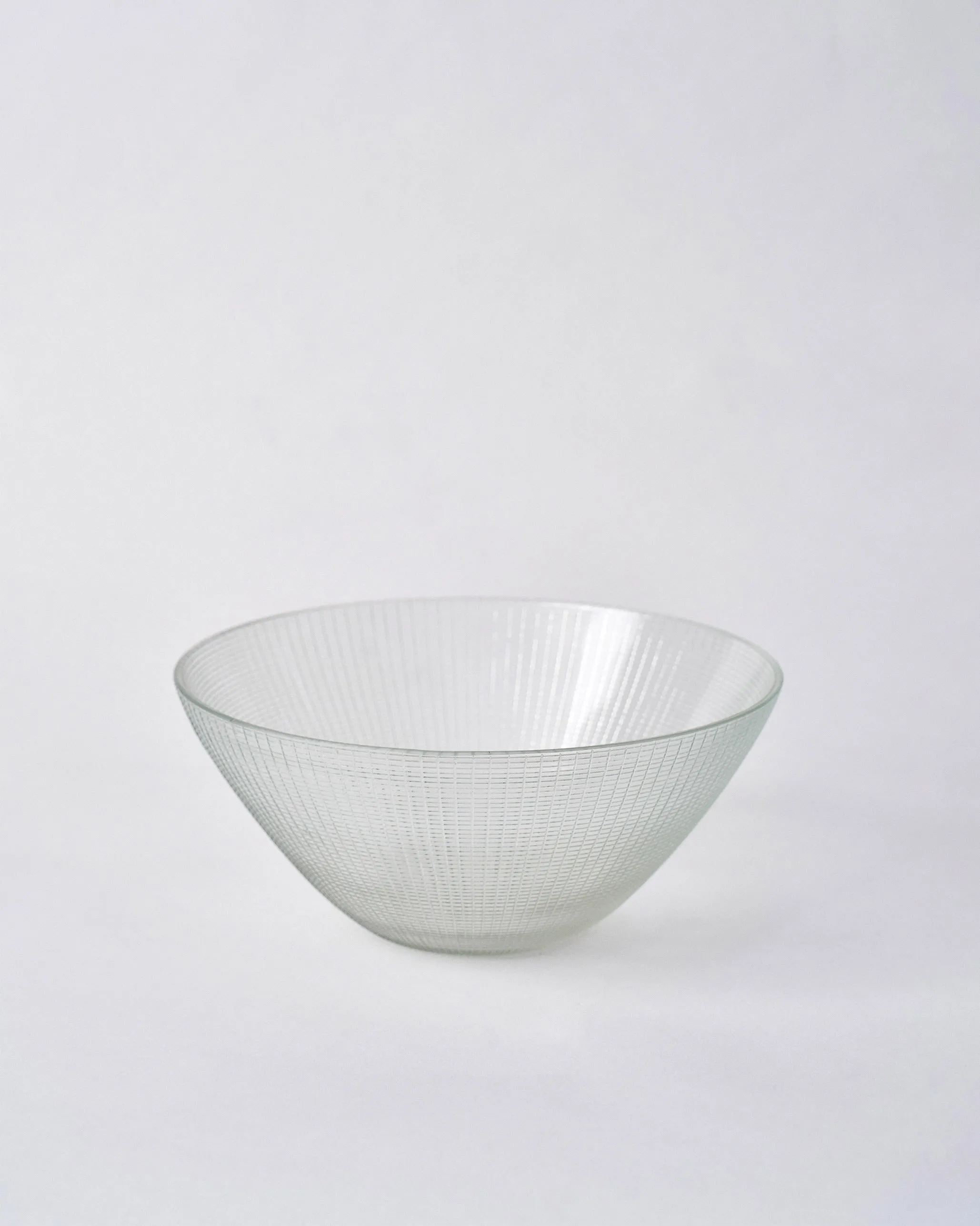 Aire Serving Bowl - Large sheet set, pillowcase