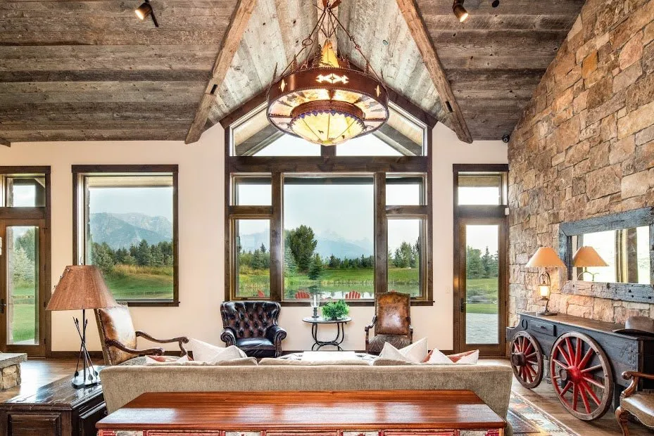 Coyote Valley Iron Chandelier
