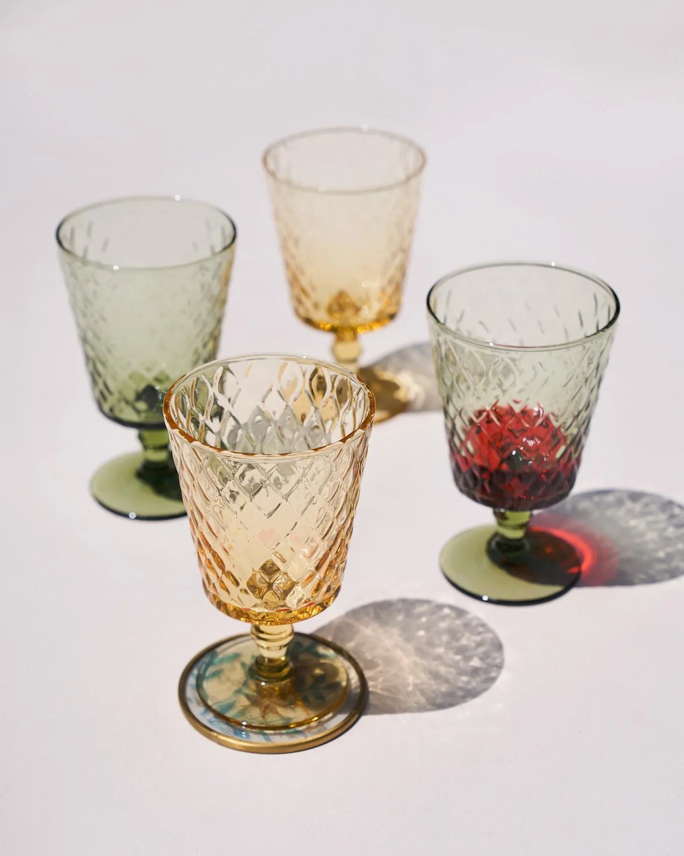 Estro Wine Goblet (Set of 4) entry bench, shoe rack