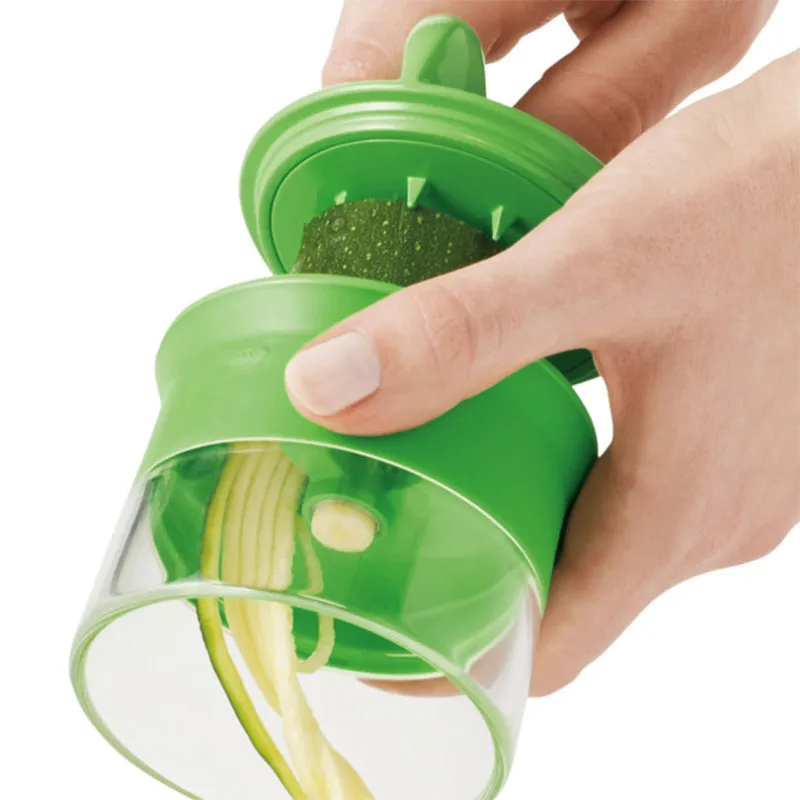 Hand-held spiralizer