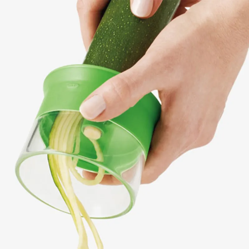 Hand-held spiralizer