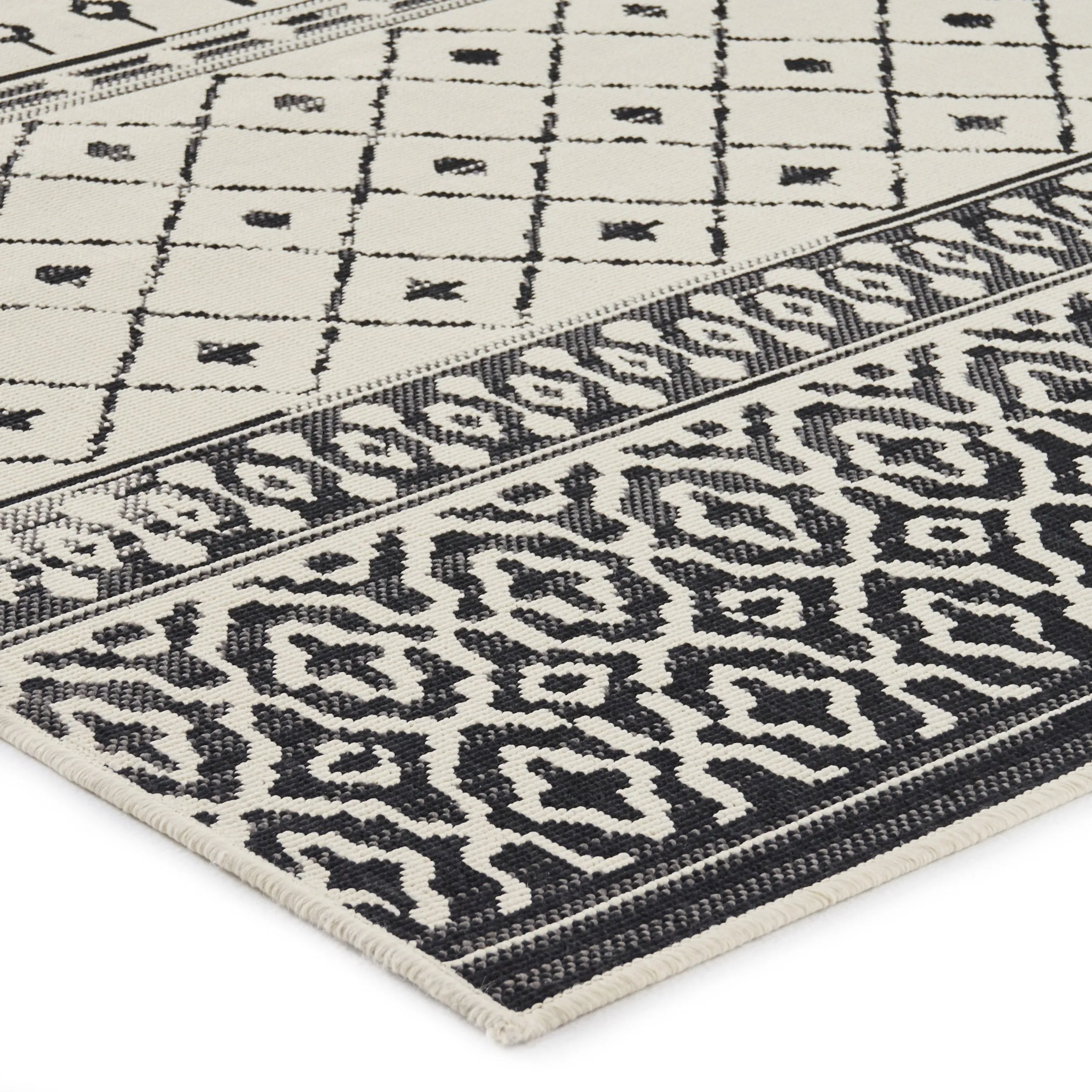 Indoor/Outdoor Area Rug - NH180513