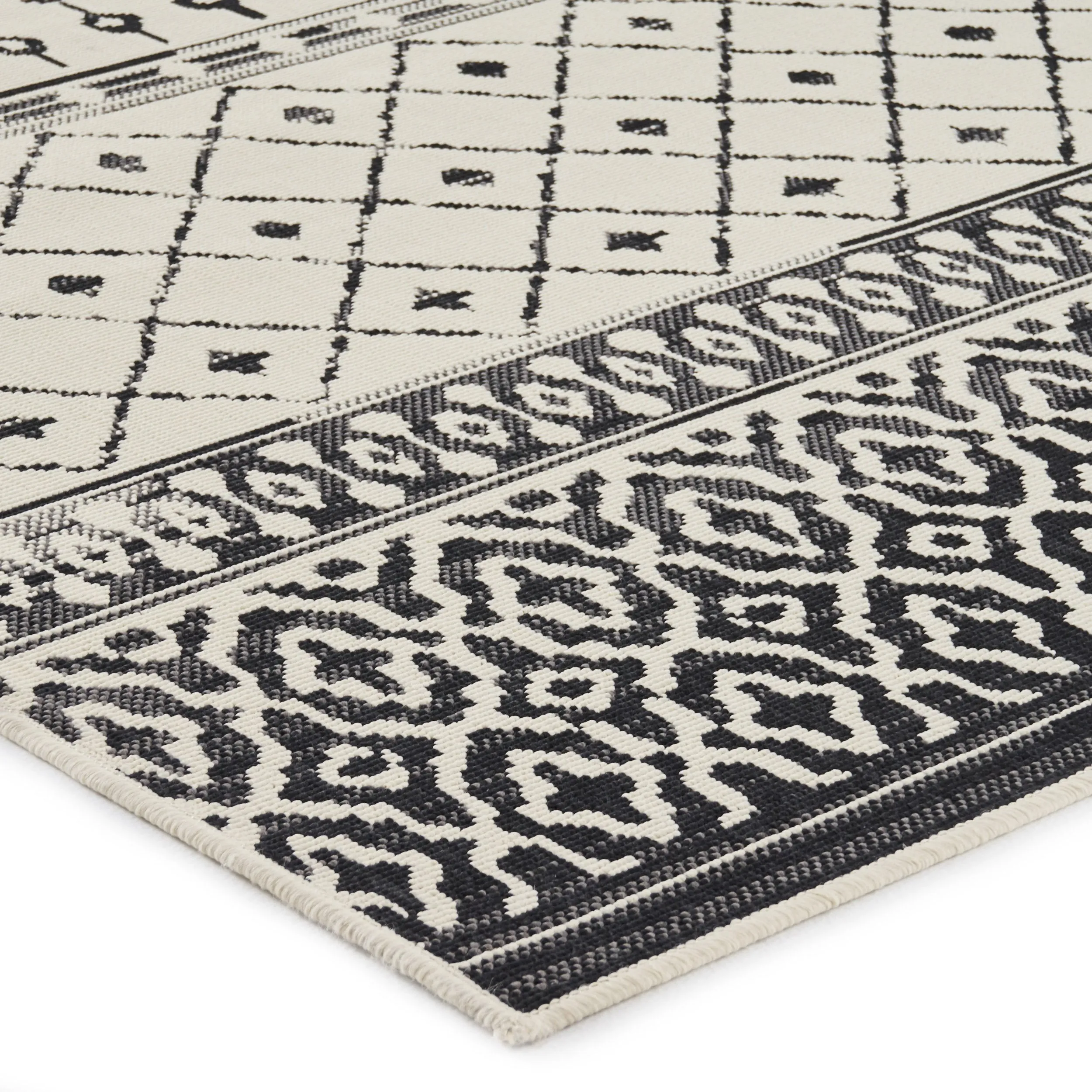 Indoor/Outdoor Area Rug - NH180513
