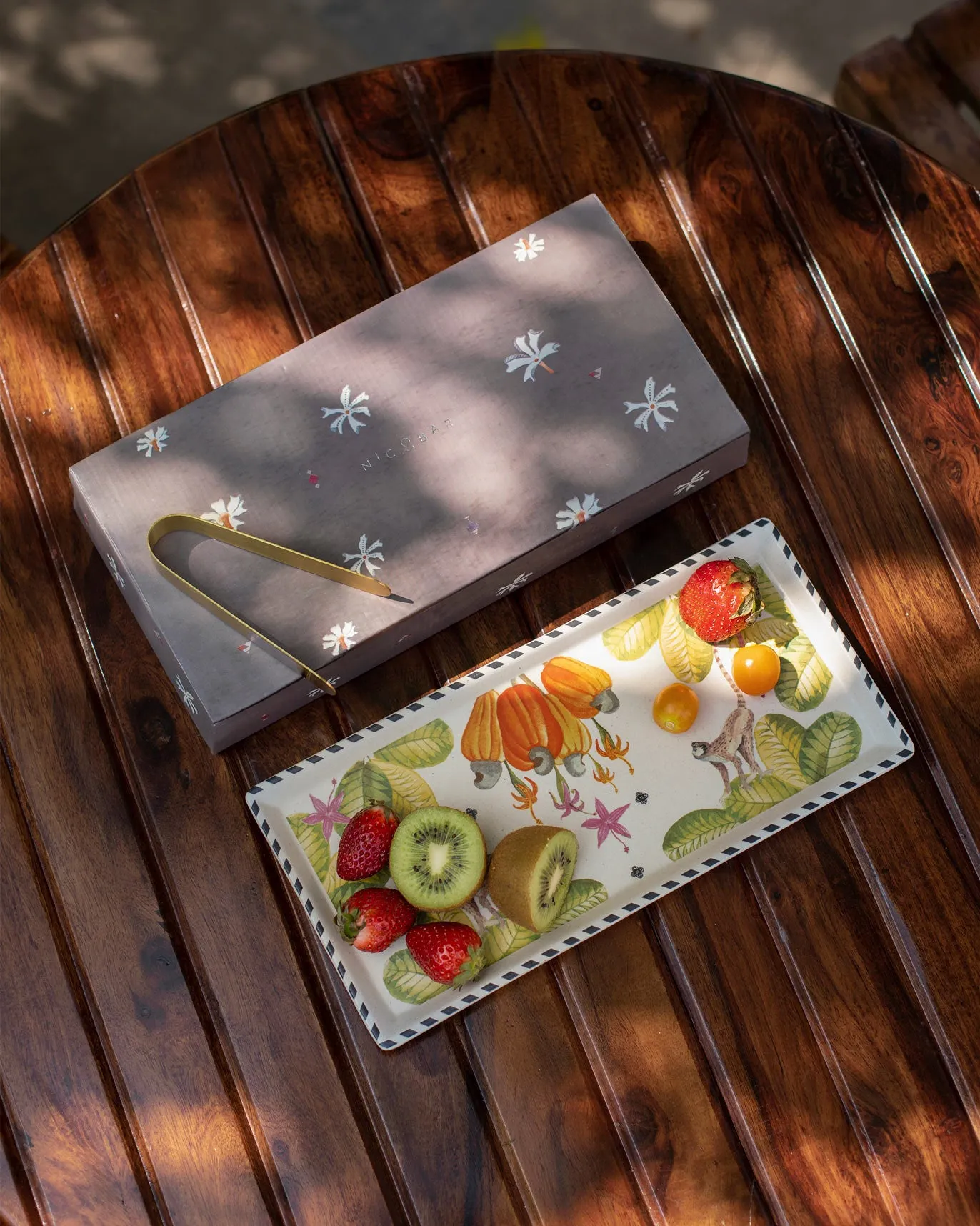 Mahi Cookie Tray & Tong sheet set, pillowcase