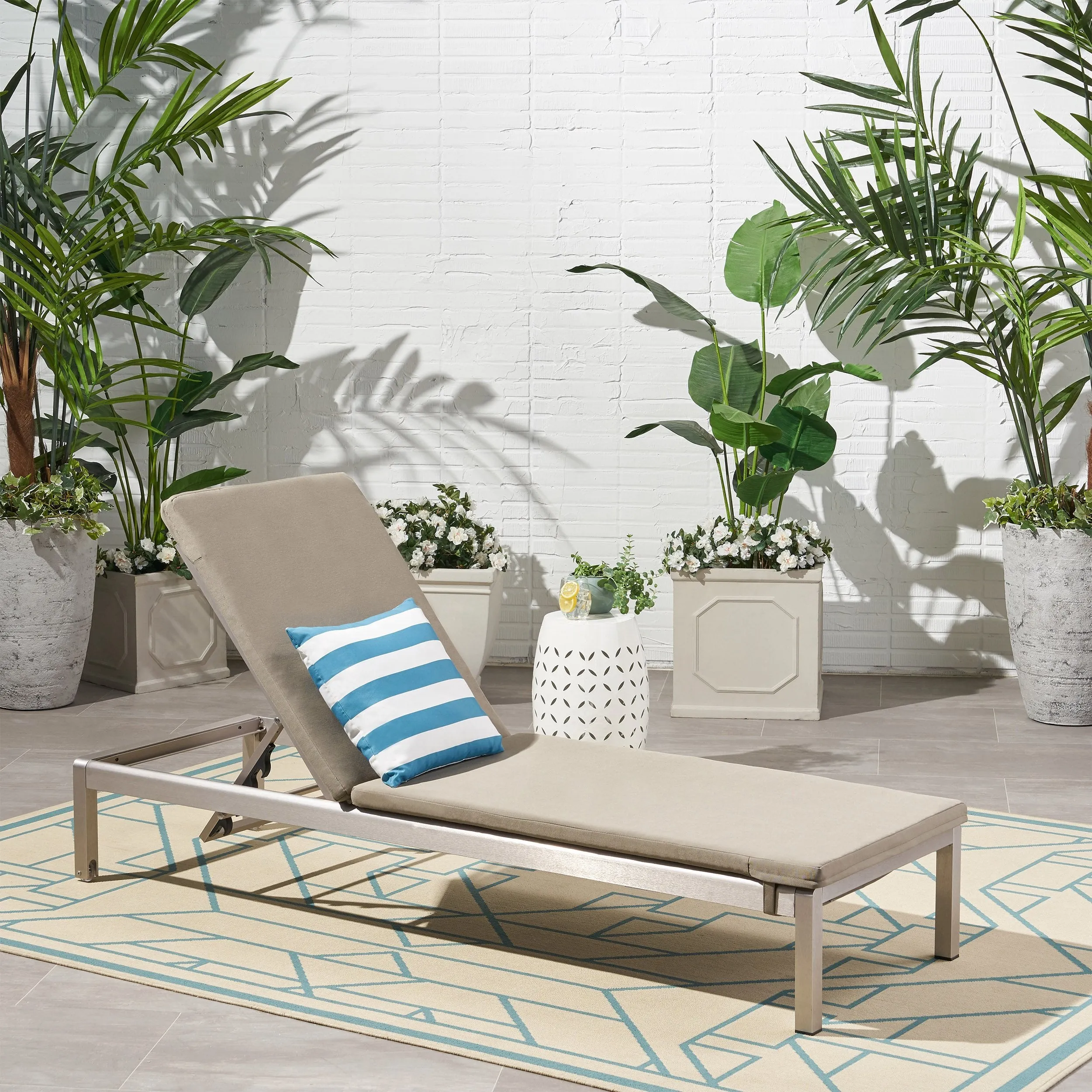 Modern Outdoor Adjustable Chaise Lounge with Cushion - NH032013