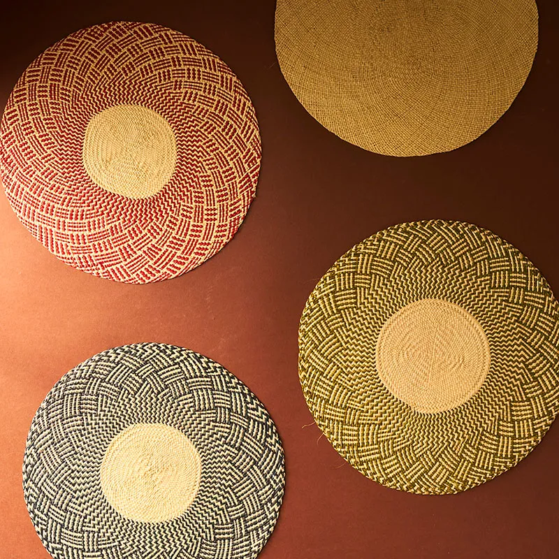 Nario  Set of 2 Woven Placemats D39cm, Natural
