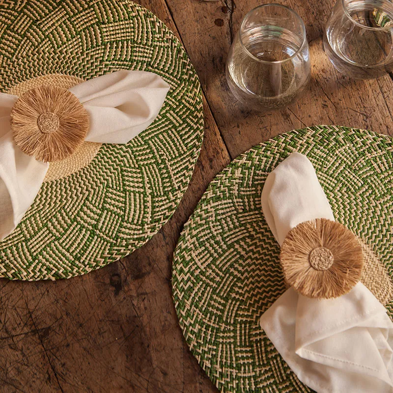 Nario Set of 2 Woven Placemats, D39cm, Olive Green