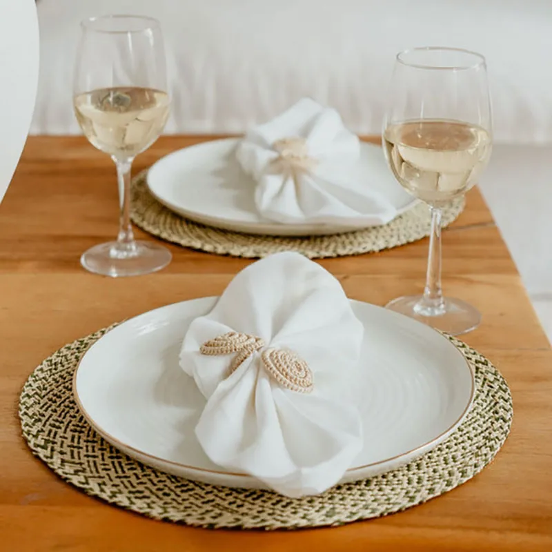 Nario Set of 2 Woven Placemats, D39cm, Olive Green