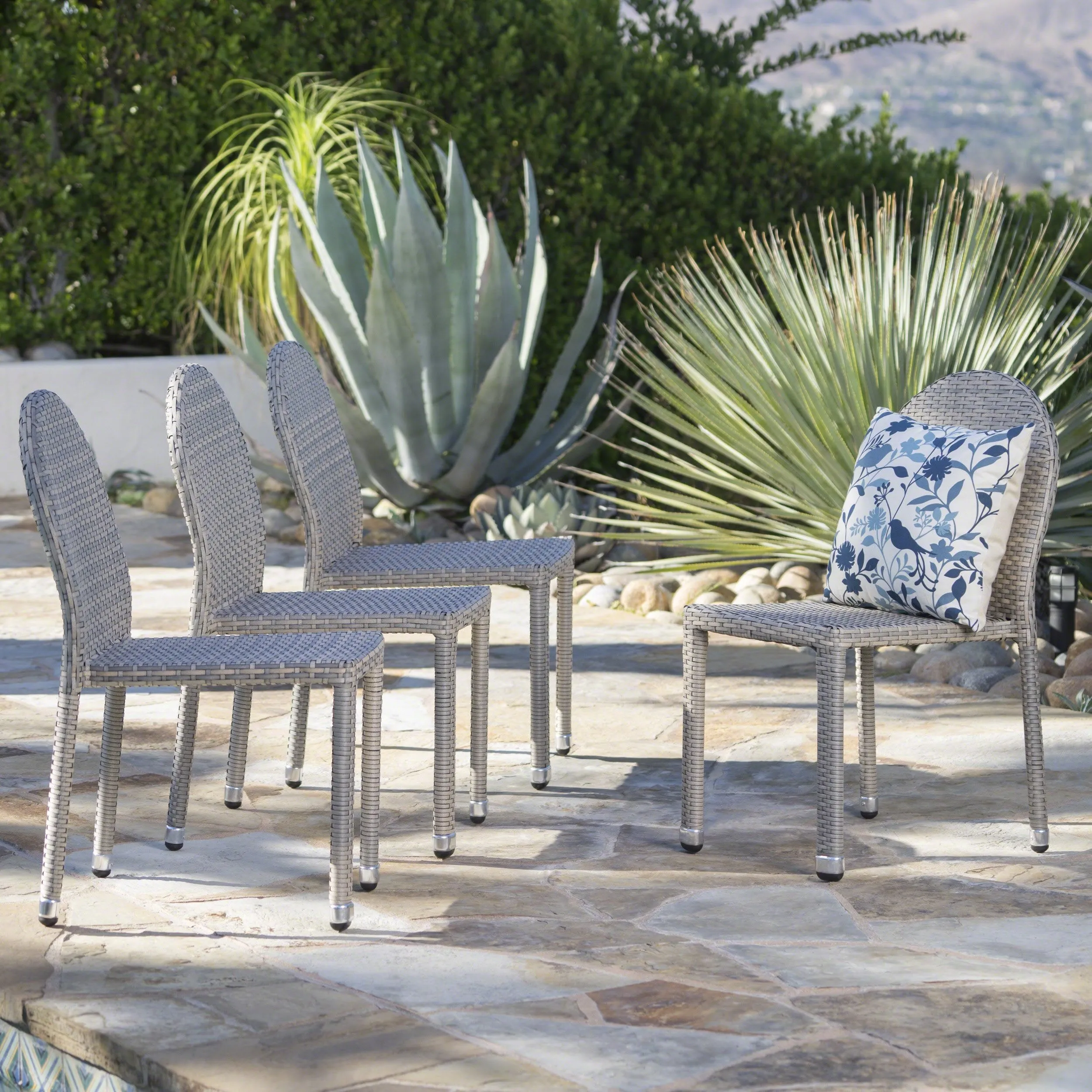 Outdoor Wicker Stacking Chairs with an Aluminum Frame (Set of 4) - NH342103