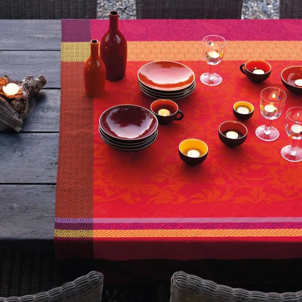 Provence Tablecloth, 175 x 175cm, strawberry