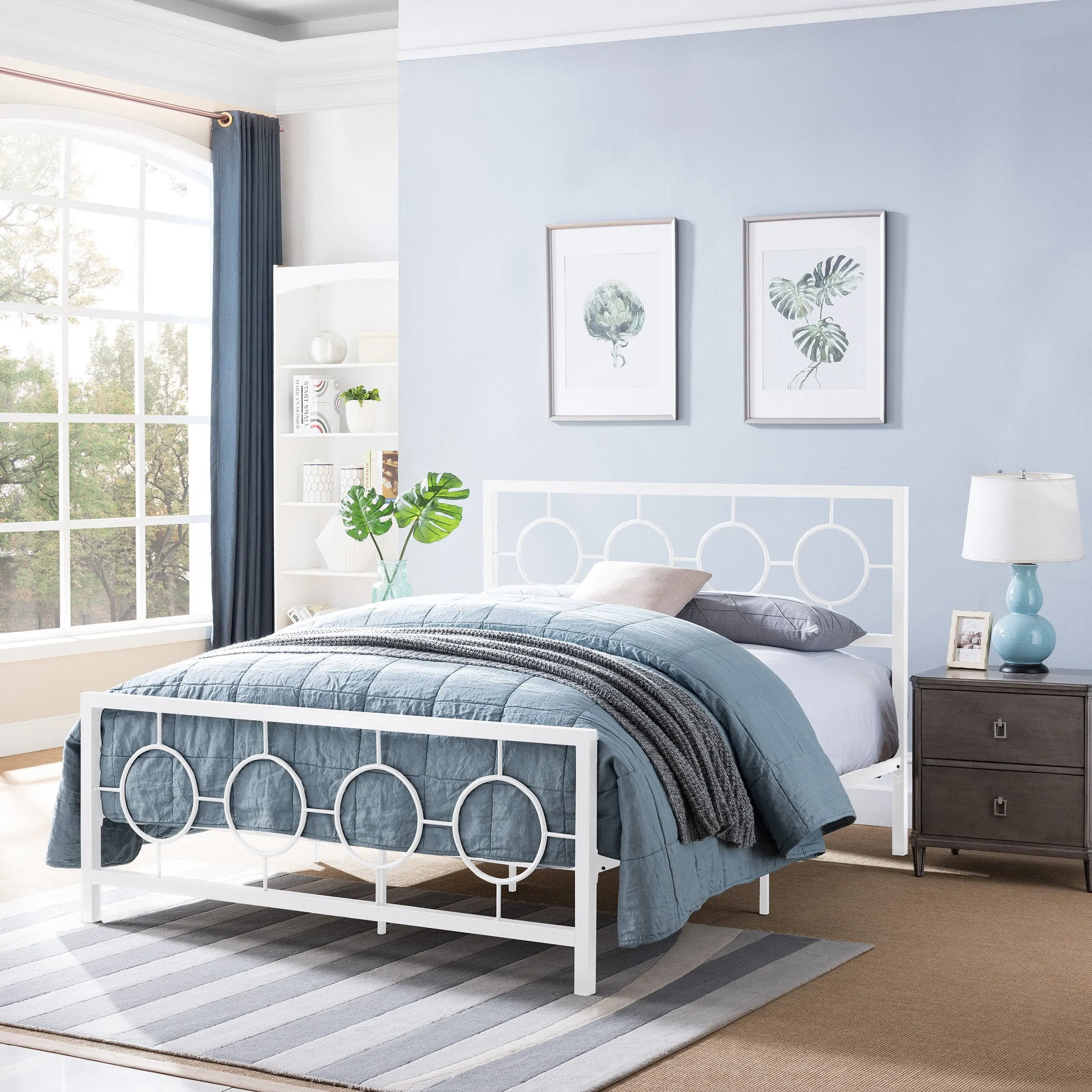 Queen-Size Geometric Platform Bed Frame, Iron, Modern,  Low-Profile - NH585703
