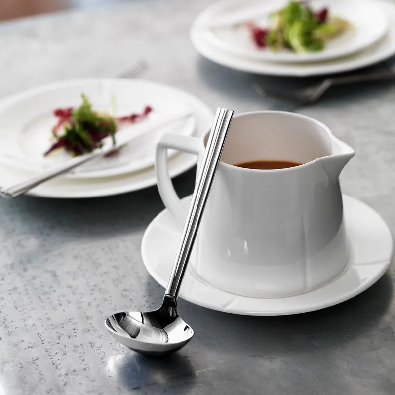 Sauce Boat, 700ml, White napkin rings, dining placemats