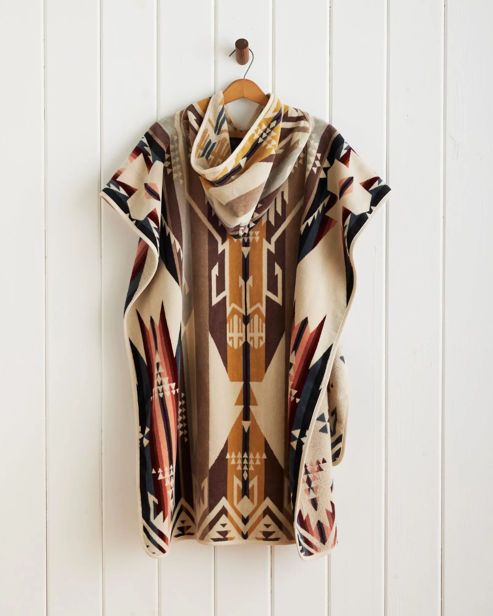 Shifting Dunes Hooded Towels