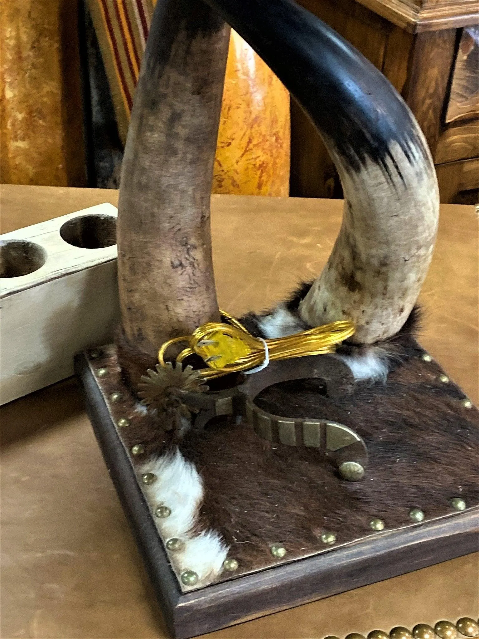 Western Steer Horn Table Lamp